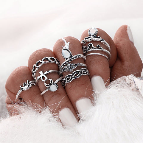 Boho chic rings in context